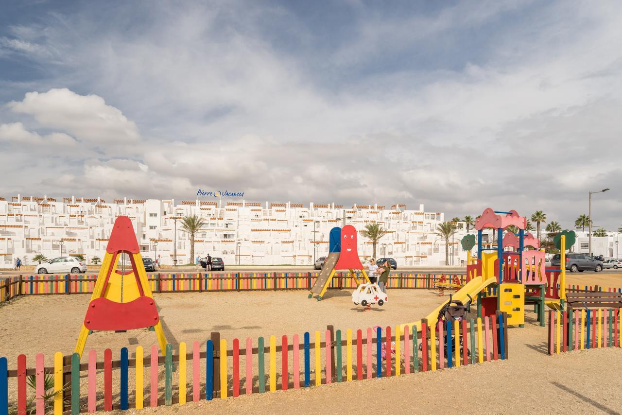 Pierre & Vacances Mojacar Playa Bagian luar foto
